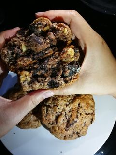 A picture of Big Cookies.
