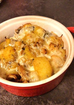 A picture of Potato, Bacon, Mushroom & Morbier Gratin.