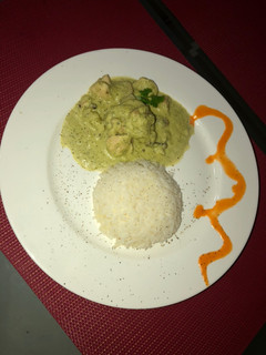 Una foto de Pollo papas champiñón en salsa de brócoli 🥦 Jah live