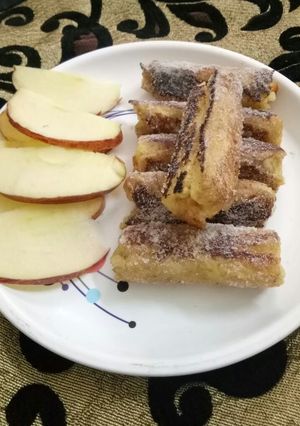 A picture of Apple french toast Roll-Ups.