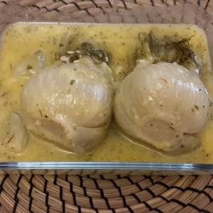 Hinojos al vapor con salsa de almendra