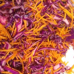 A picture of Tangy red cabbage salad.