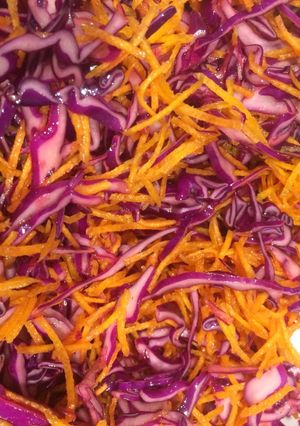 A picture of Tangy red cabbage salad.