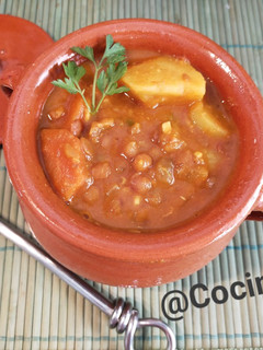 Una foto de Lentejas con verduras