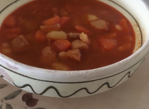 Gulyásleves sertéshússal  recept fotója