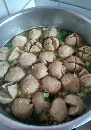 Foto resep Kuah bakso nyam....nyam