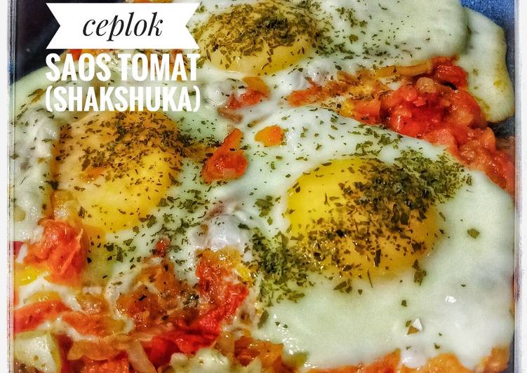 Telur ceplok saos tomat (Shakshuka)