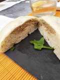 Pan bao de salmón y setas