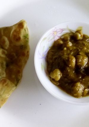 A picture of Methi leaves chapati.