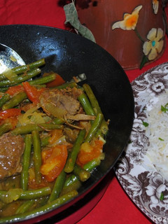 A picture of Green Beans Stew With Beef خورشت لوبیا سبز.