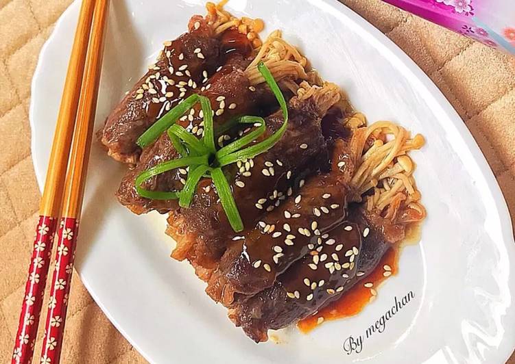 Langkah Mudah untuk Menyiapkan Enoki Beef Roll #FestivalResepAsia#Jepang#Dagingsapi, Enak