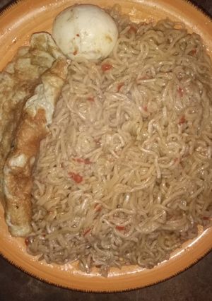 Indomie with egg ainihin hoton girkin