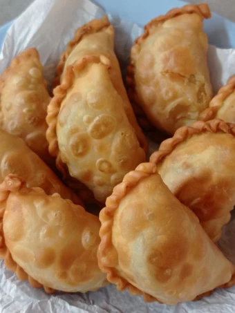 Langkah Gampang Menyiapkan Resep (Sourdough Discard) Pastel Bihun yang Menggugah Selera Anti Ribet, Bisa Manjain Lidah