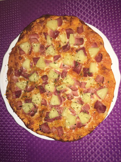 Una foto de Pizza tropical