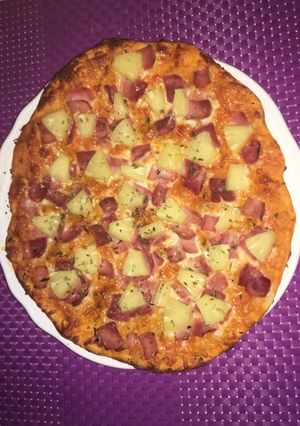 Una foto de Pizza tropical