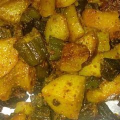 A picture of Bhindi aloo ki sabji.