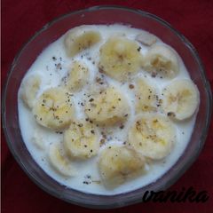 A picture of Banana and coconut hot milk.