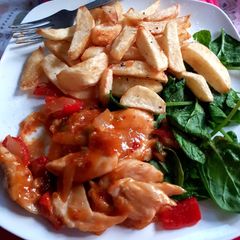 My So Sweet Chilli Chicken with Spinach also Homemade Chips. 😀 A picture of My So Sweet Chilli Chicken with Spinach also Homemade Chips. 😀.