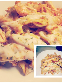 A picture of Easy Crockpot chicken Parmesan pasta.