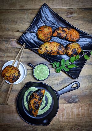 তন্দুরি পটেটো মোমো (Tandoori Potato Momo recipe in Bengali) রেসিপির প্রধান ছবি