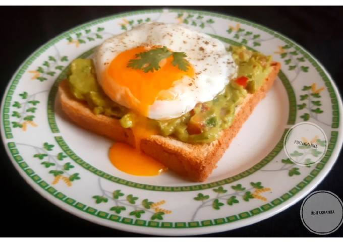 Avocado Toast with Sunnyside egg - Healthy & Nutritious B/F