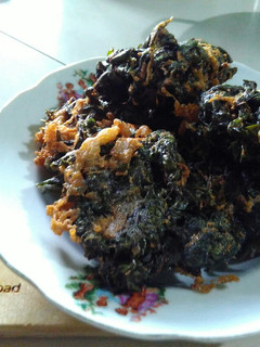 Foto resep Daun Singkong Goreng Telur