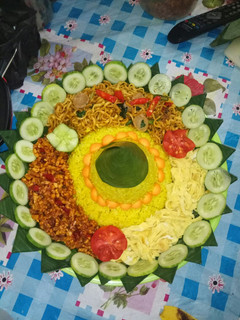 Foto resep Nasi kuning magicom