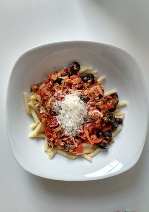 Una foto de Macarrones simples II 🍅🧀