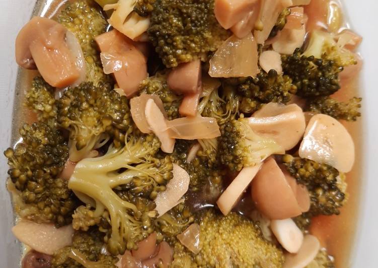 Resep 31. Ca brokoli jamur bawang putih gurih, Lezat Sekali