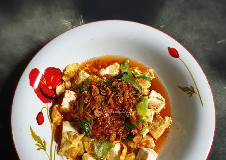 Tahu Telur Sayur Siram Kuah Pedas 3in1