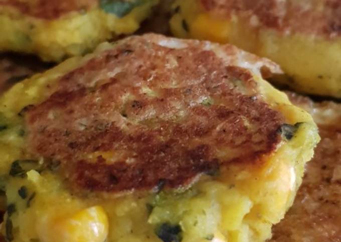 Spiced sweetcorn potato cakes