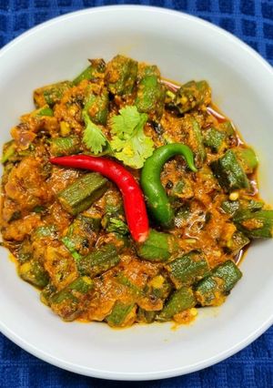 A picture of Dahi Bhindi.