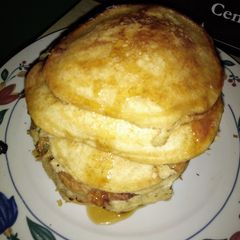 A picture of Fluffy Pancake.