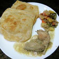 A picture of Maida wali Rectangle paratha.