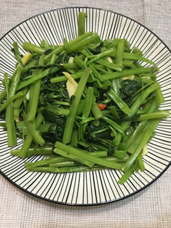 蒜炒空心菜 家常料理 的食譜成品照片