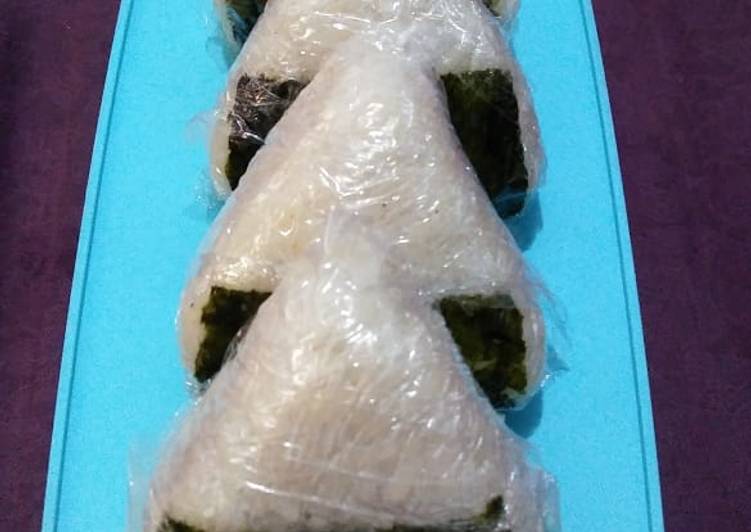 Onigiri Tuna Mayo Keju