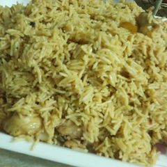 A picture of Spicy chicken pulao.