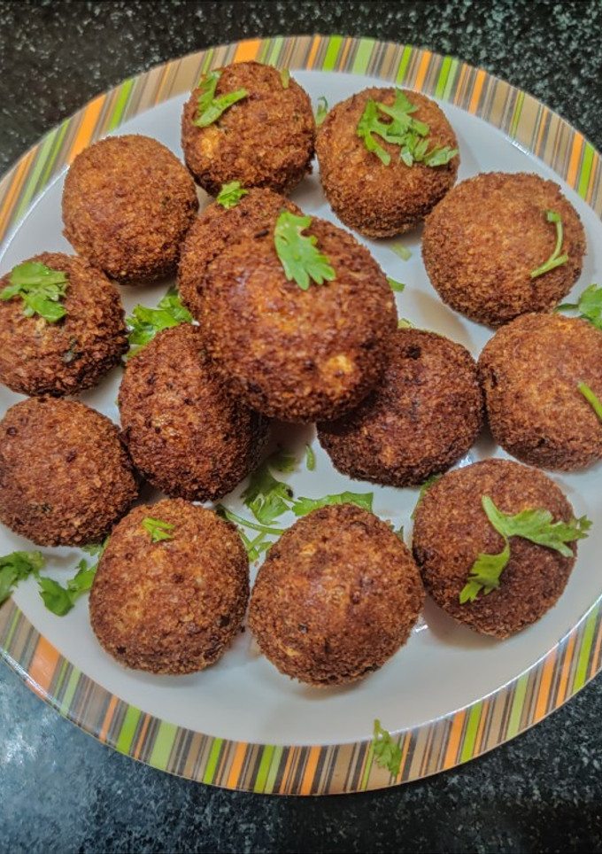முட்டை கோலா உருண்டை செய்முறை முக்கிய புகைப்படம்