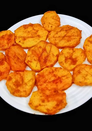 A picture of Sindhi Aalu Tuk.