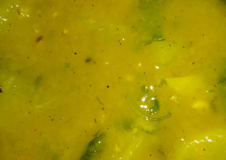 Radish yellow peas daal