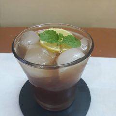 A picture of Ice tea.