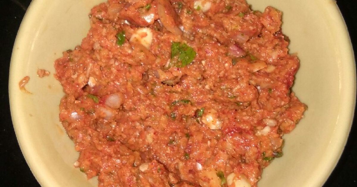 Apple Onion Chutney (Recipe In Hindi)