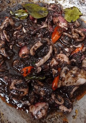 Foto resep Tumis cumi tinta hitam // Oseng cumi // Tumis balakutak