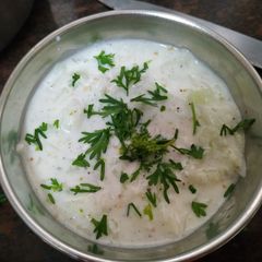 A picture of Cucumber raita.