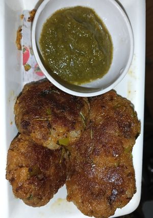 A picture of Leftover Dal Tikki.