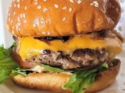 A picture of beef burger