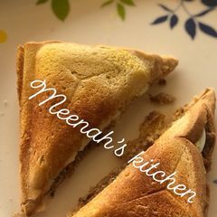 A picture of Toasted bread.