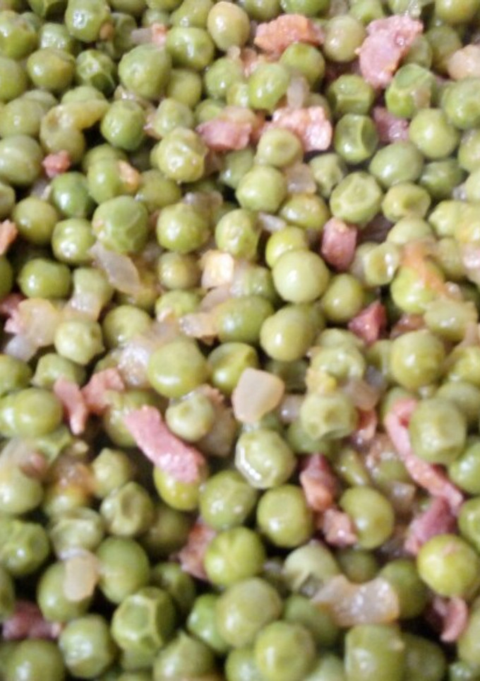 Una foto de Guisantes con jamón
