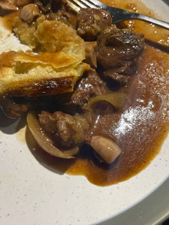 A picture of Steak and kidney pie.