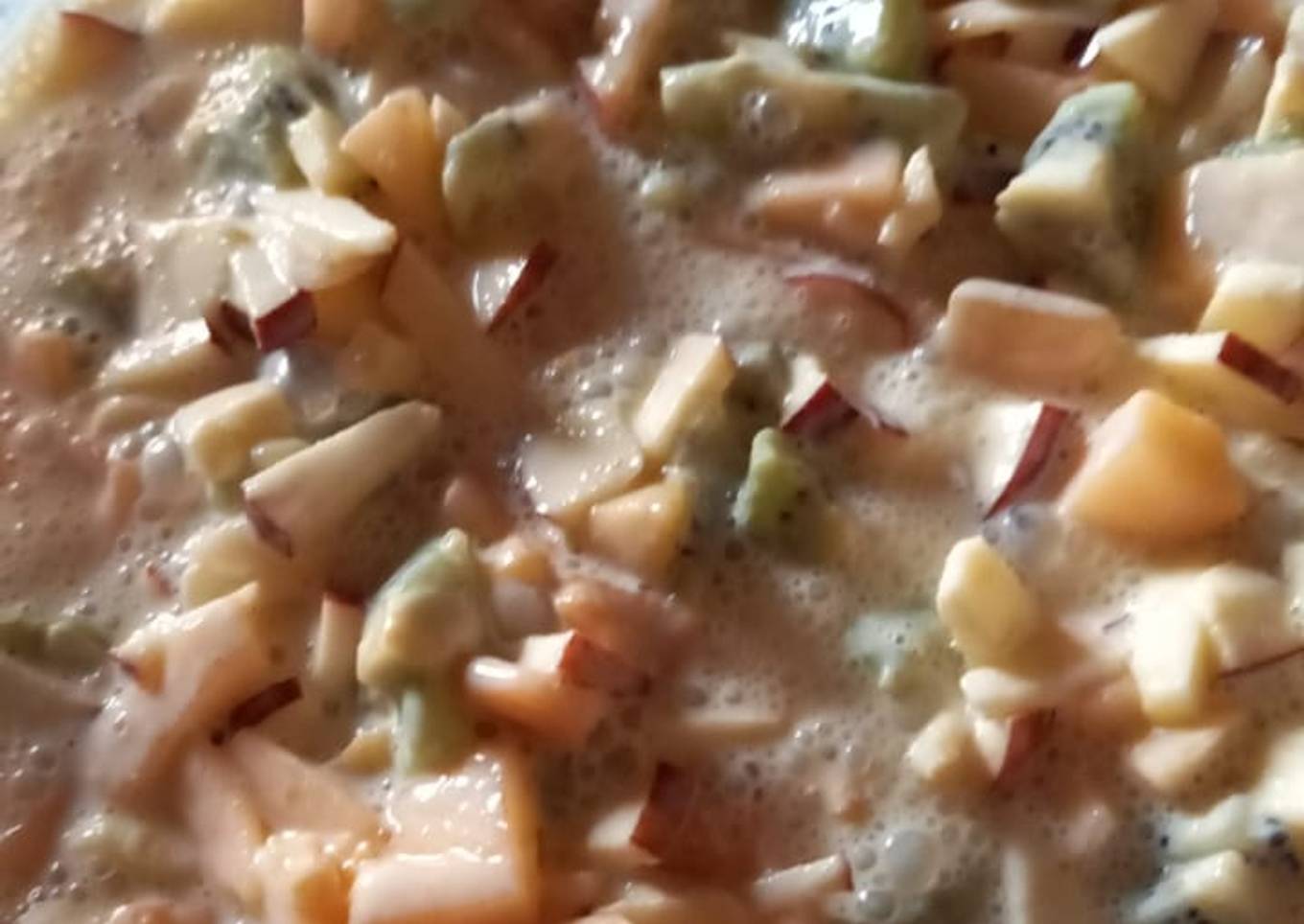 Creamy fruit chaat